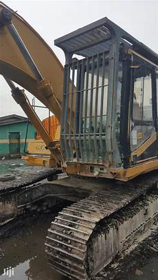330B Excavator Used