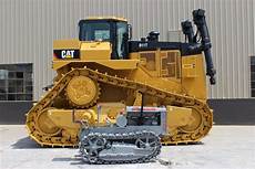 Bulldozer Cutting