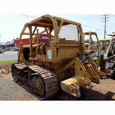 Caterpillar D6C Radiator