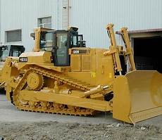 D8 Bulldozer Cutting