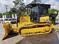 D8 Bulldozer Cutting