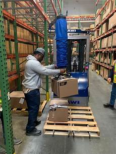 Forklift Caterpillar Crane
