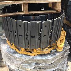 Komatsu Track Chain