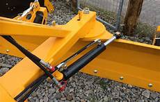 Tractor Grader